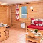 Avec Balcon Et Parking, A Pra Loup 1500 - Fr-1-504-301