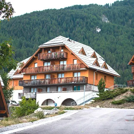 4 Pers Avec Balcon, Les De Praroustan, Pra Loup 1500 - Fr-1-504-301