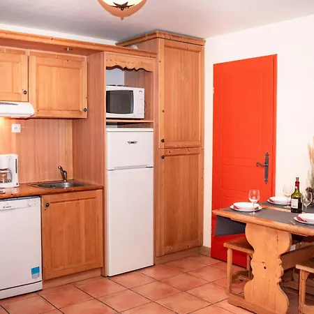 Apartment Avec Balcon Et Parking, A Pra Loup 1500 - Fr-1-504-301