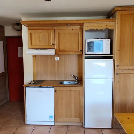Avec Balcon Et Parking, A Pra Loup 1500 - Fr-1-504-301
