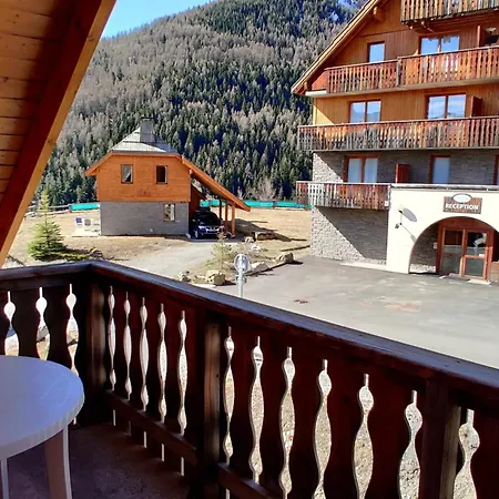 Avec Balcon Et Parking, A Pra Loup 1500 - Fr-1-504-301 Uvernet-Fours