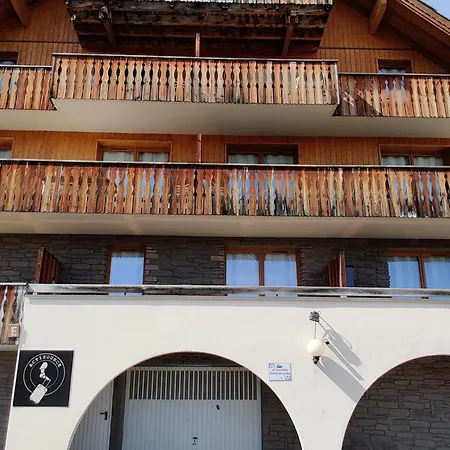 Avec Balcon Et Parking, A Pra Loup 1500 - Fr-1-504-301 Apartment *